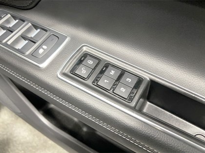 2017 (67) JAGUAR XF 2.0d [180] R-Sport 4dr Auto AWD