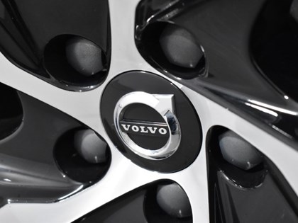 2023 (23) VOLVO XC90 2.0 B5P [250] Plus Dark 5dr AWD Geartronic