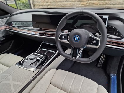  BMW 7 SERIES 750e xDrive Excellence 4dr Auto