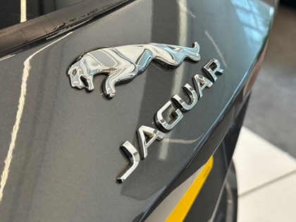 2020 (70) JAGUAR E-PACE 2.0d Chequered Flag Edition 5dr Auto