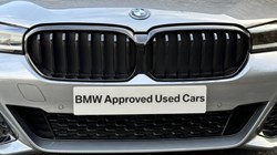 2024 (73) BMW 5 SERIES 530e M Sport Touring  2957161
