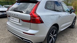 2021 (21) VOLVO XC60 2.0 B4D R DESIGN 5dr Geartronic 3126581