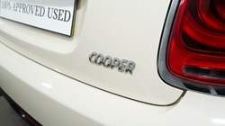 2017 (17) MINI HATCHBACK 1.5 Cooper 3dr Auto [Chili Pack] 3061686