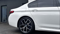2022 (72) BMW 5 SERIES 530d xDrive MHT M Sport 4dr Auto 3083723