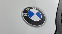 2023 (73) BMW 3 SERIES 320i M Sport 4dr Step Auto [Pro Pack] 2702959