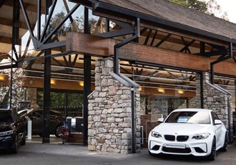 Lloyd BMW South Lakes