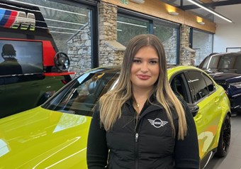 Meet- Ellie-, Lloyd- South- Lakes- MINI- Service -Advisor- Apprentice