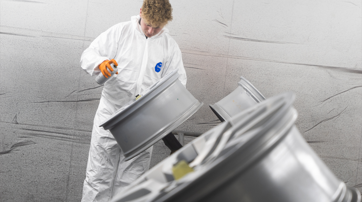 Lloyd Bodyshop Repairs | Premium Car Body Repair Centres