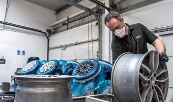 Lloyd Bodyshop Alloy Repairs