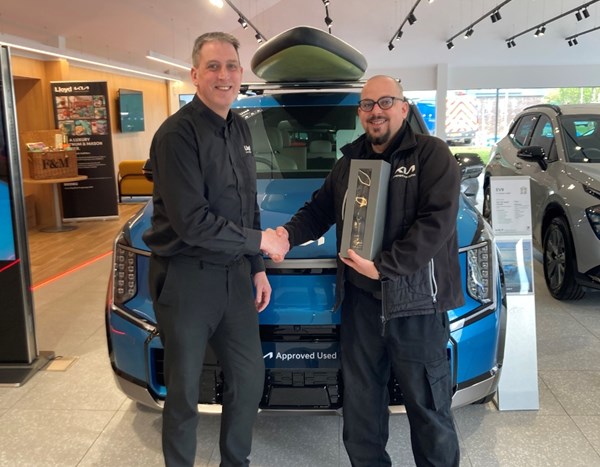 Mark Telford Celebrates 10 Years with Lloyd Motor Group
