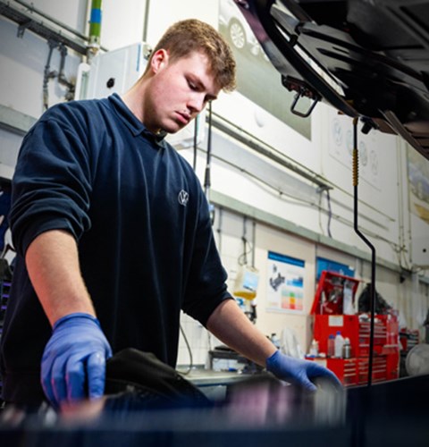 Volkswagen MOT