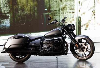 Say hello to the all-new BMW R 18 Roctane.