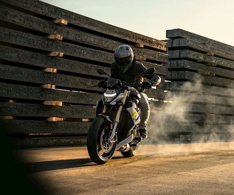 Lloyd BMW Motorrad S 1000 R Sport Offers