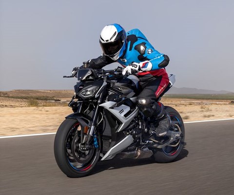 M 1000 R Offer