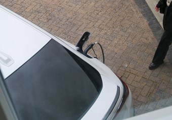 BMW i4 Overview