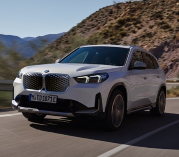 BMW iX1