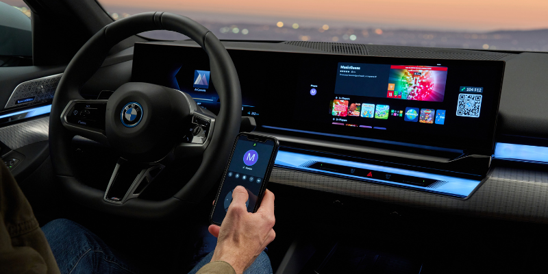 BMW AirConsole Easy to use with smartphone as controller.