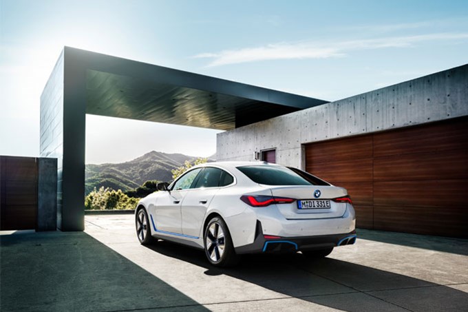BMW Electric Car Range | Explore the BMWi Range at Lloyd BMW