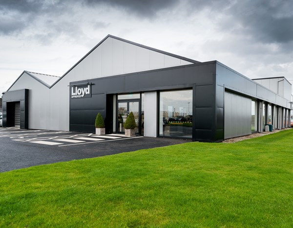 Lloyd Group to Launch BYD Dealership in Blackpool