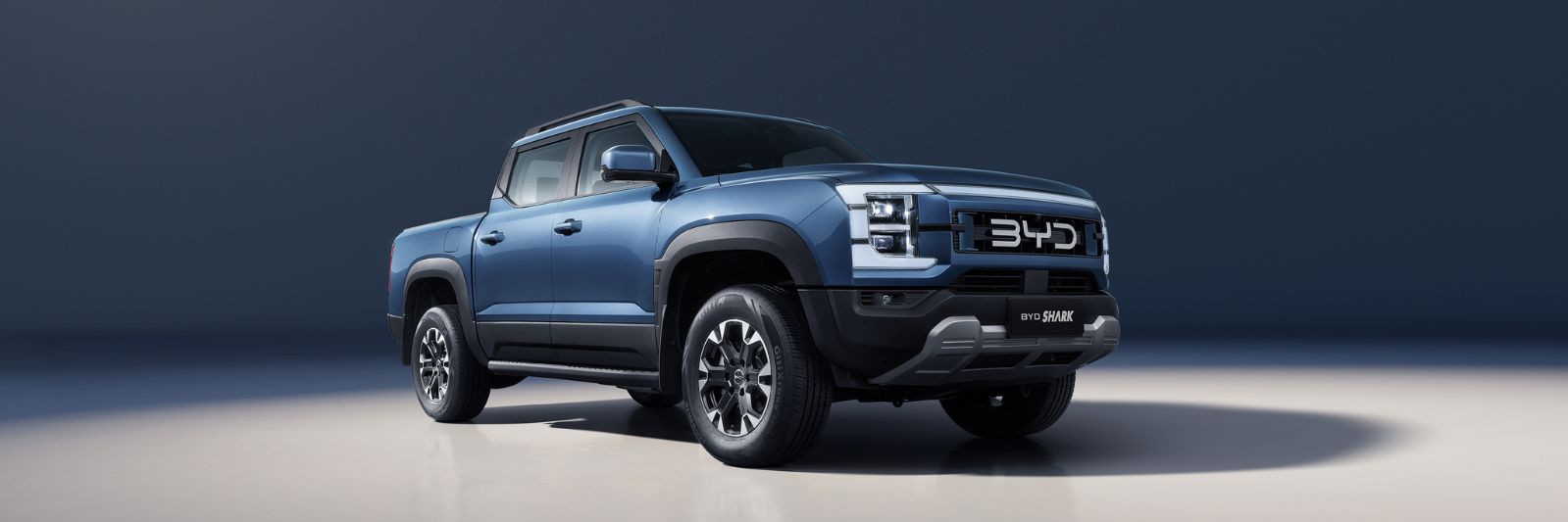 BYD SHARK_LHD_Exterior_Atlantis Blue_Right 45°