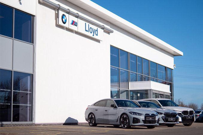 Lloyd Land Rover York 2021