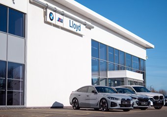 Lloyd Land Rover York 2021