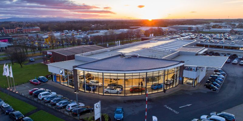 Lloyd BMW Carliusle Exterior