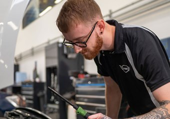 MET and Panel Technician Apprentice