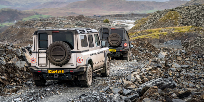 INEOS-Grenadier-Expedition-Fieldmaster-in-Magic-Mushroom-w-Inky-Black Roof-038-Fieldmaster-in-Donny-Grey-quarry-track