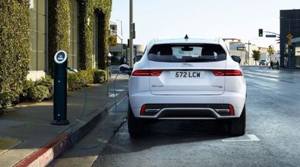 View the latest Jaguar Business Offers