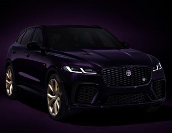 SV Bespoke Edition 1988: Jaguar's Racing Success Inspires Limited Edition F-PACE SVR