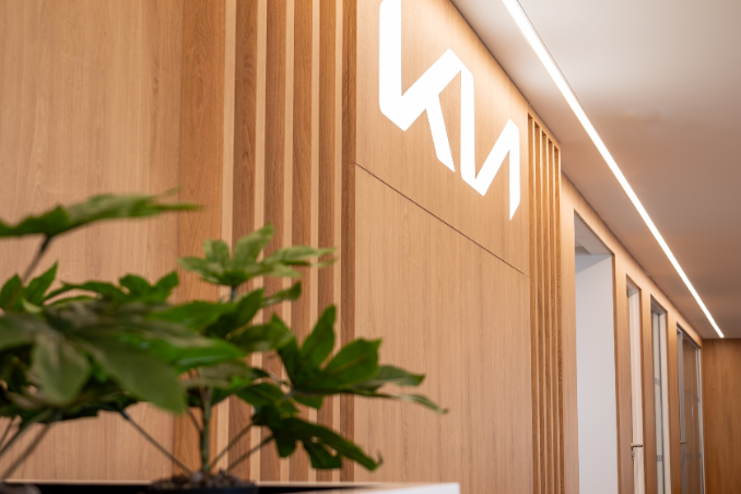 Lloyd Kia Dealerships