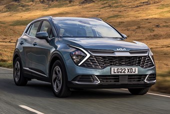 Kia-UK-Reaches-100,000-Sales-Milestone