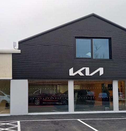 Meet The Team at South Lakes Kia