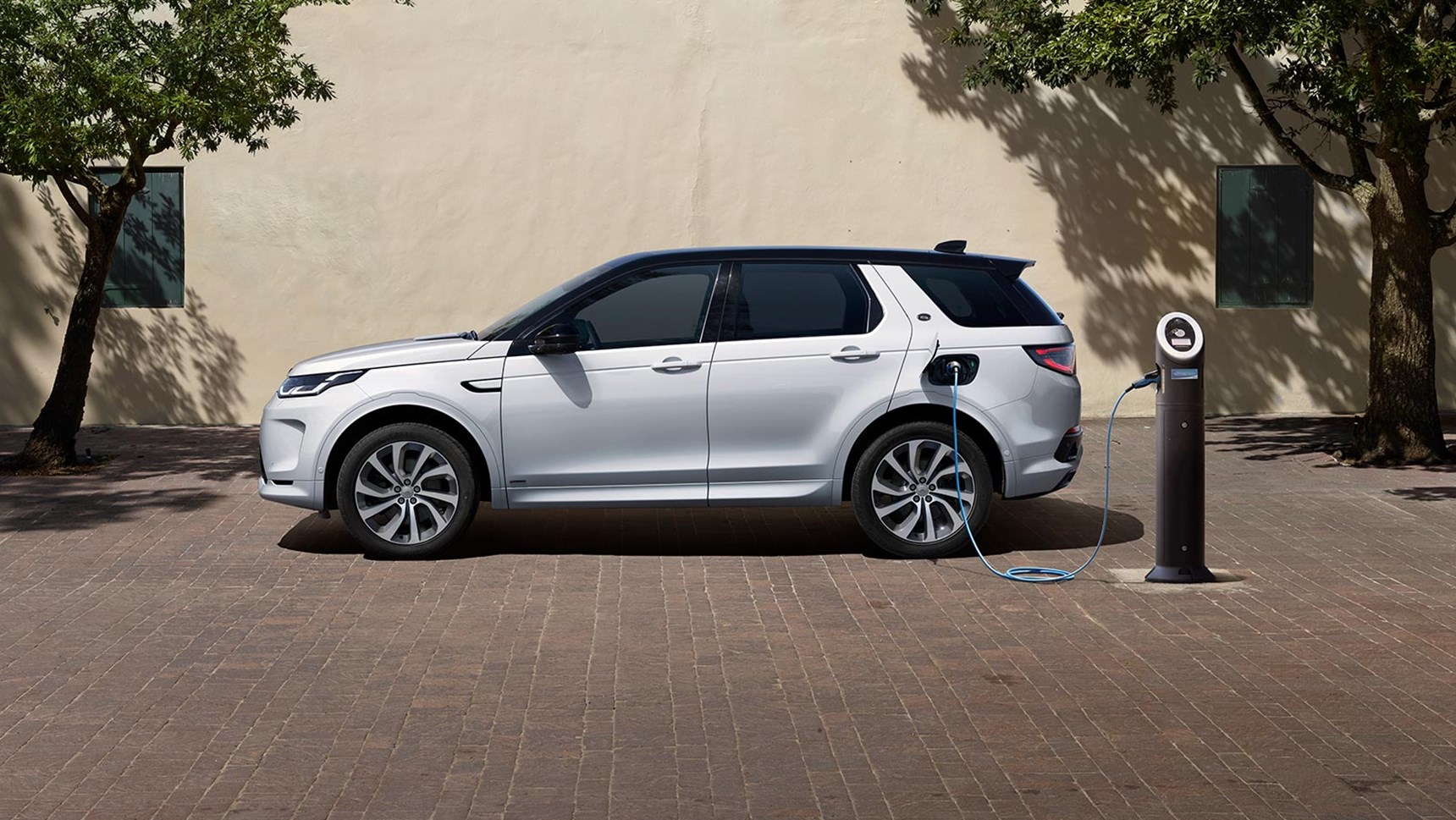 Land Rover Deals and Offers 2026 | Lloyd Land Rover