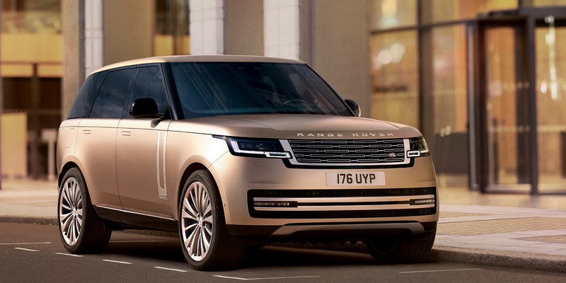 Double Success for Land Rover at the 2022 Auto Express New Car Awards