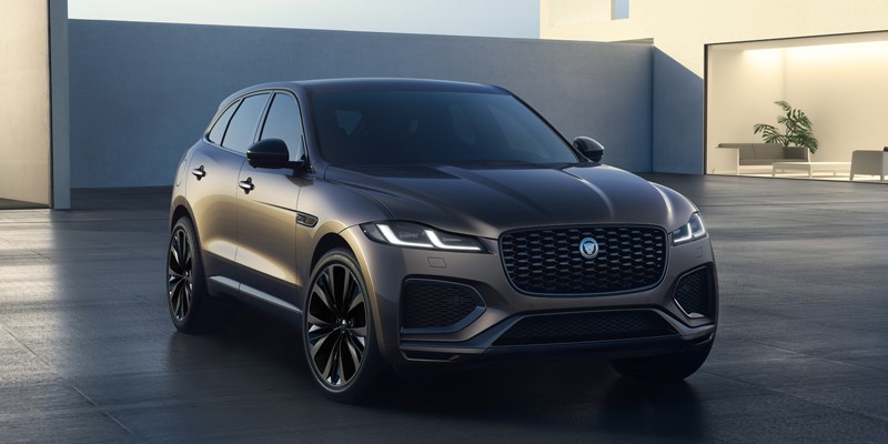 JAGUAR F-PACE NOW WITH SIX-CYLINDER 300 AND 400 SPORT MODELS AND AMAZON ALEXA ACROSS THE RANGE