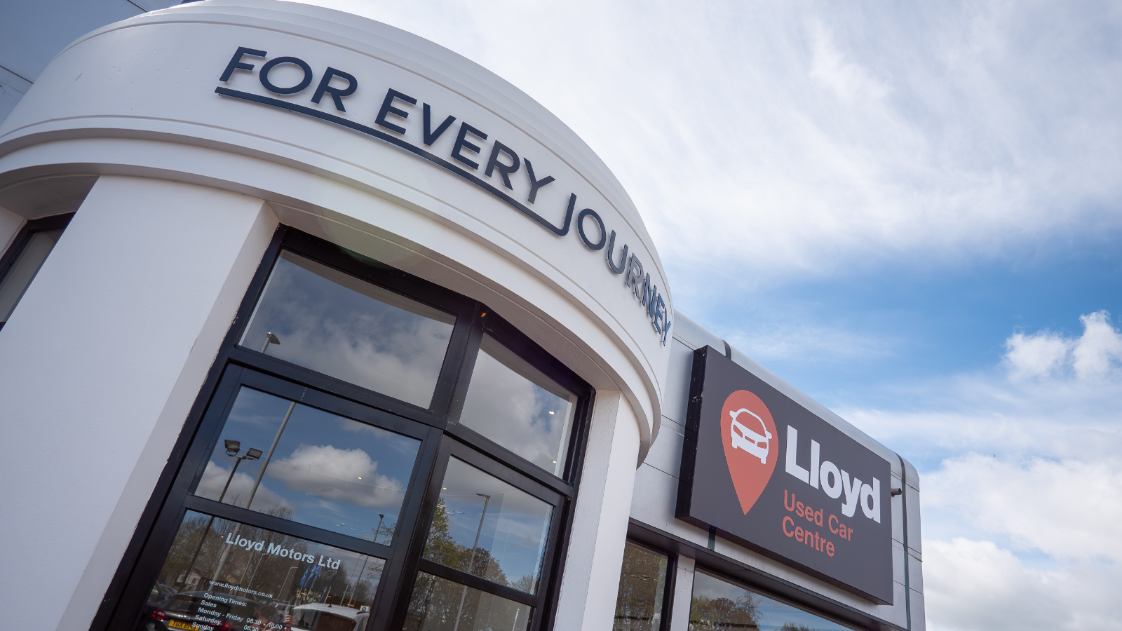 Lloyd-Exclusive-Event