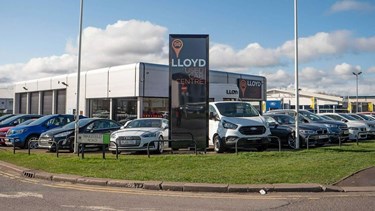 Welcome to Lloyd Used Car Centre