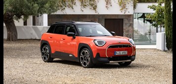 The new MINI Aceman