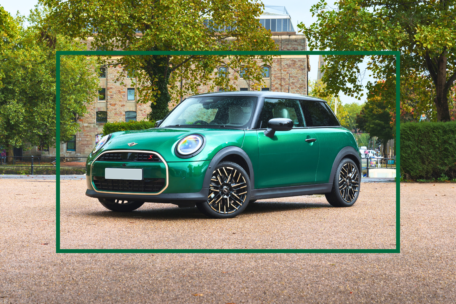 Lloyd MINI Exclusive Event