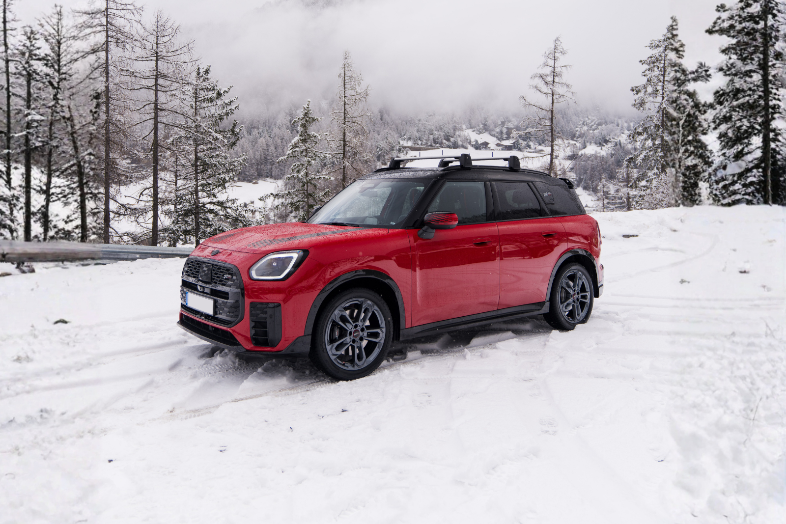 THE LLOYD MINI WINTER EVENT