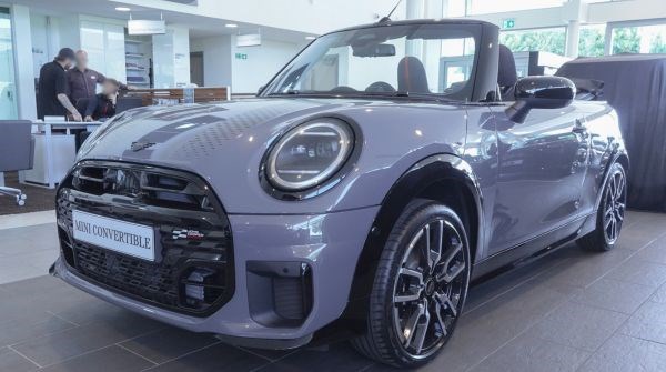 MINI Cooper Convertible S Sport