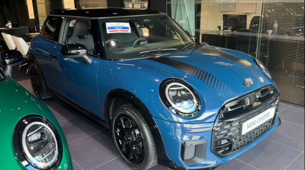 MINI Cooper C 3-Door Sport