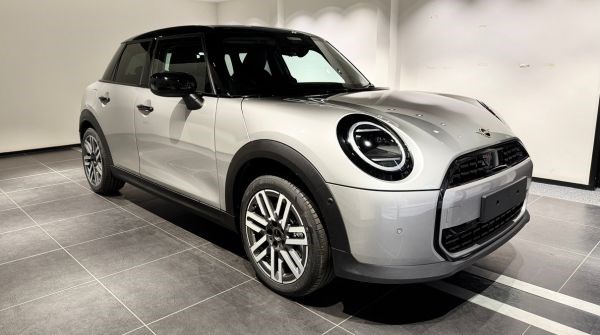 MINI Cooper C 5-Door Classic