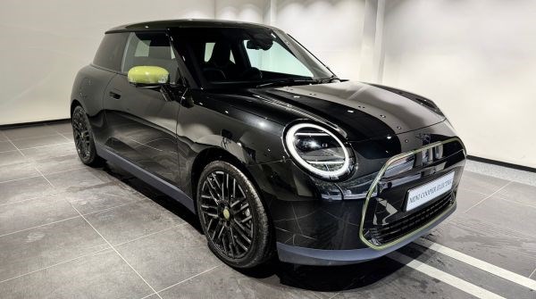 MINI Cooper E Paul Smith Edition