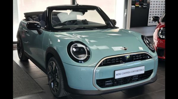 MINI Cooper Convertible C Exclusive