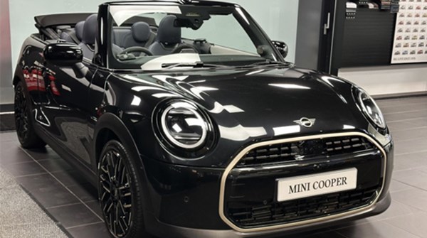 MINI Cooper Convertible C Exclusive