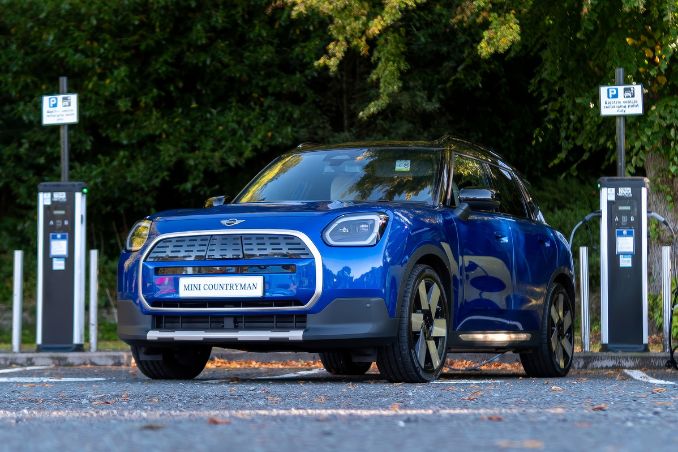MINI nearly new cars
