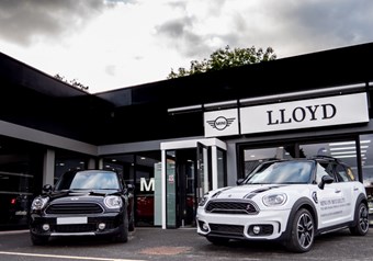 Where to Sell Your MINI: Your Local Lloyd Dealership